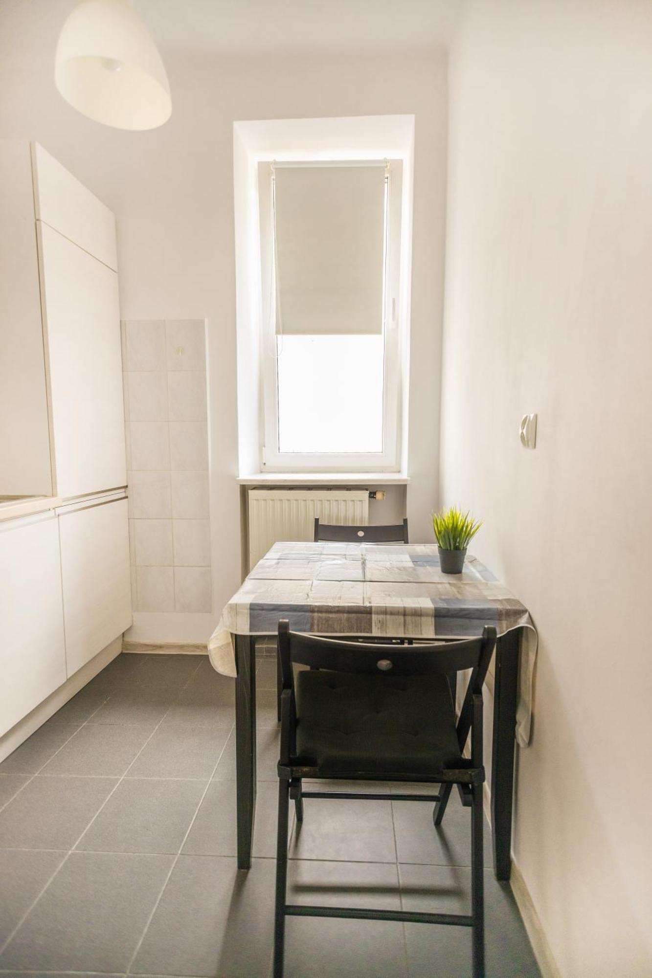Comfy Studio Next To Nowy Swiat Great Location Lägenhet *